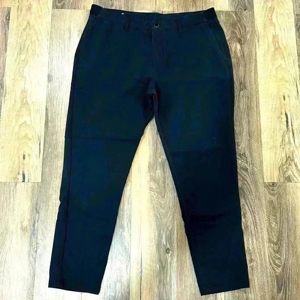 Zara women’s black trouser pants button up w/zipper size xl. Cotton/polyester